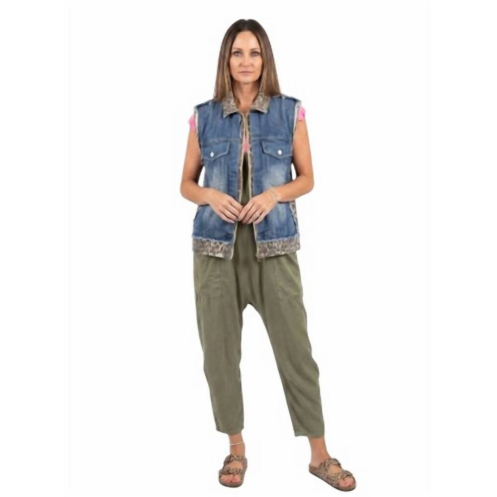 NEW BIBI denim sleeveless jacket in leopard